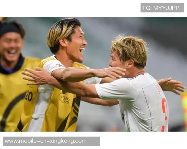 妖王足球的传奇之路:从草根到巅峰的足球梦想与奋斗 妖王足球的传奇之路:从草根到巅峰的足球梦想与奋斗